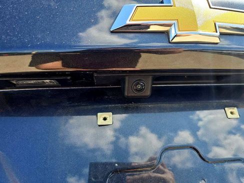 Used 2022 Chevrolet Equinox LS image 32