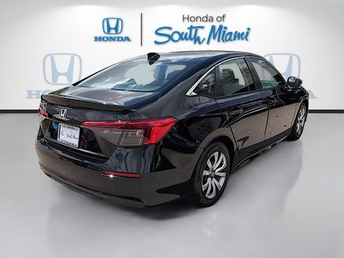 Used 2023 Honda Civic LX image 7