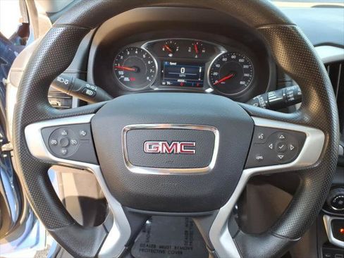 Used 2024 GMC Terrain SLE AWD/4WD image 20