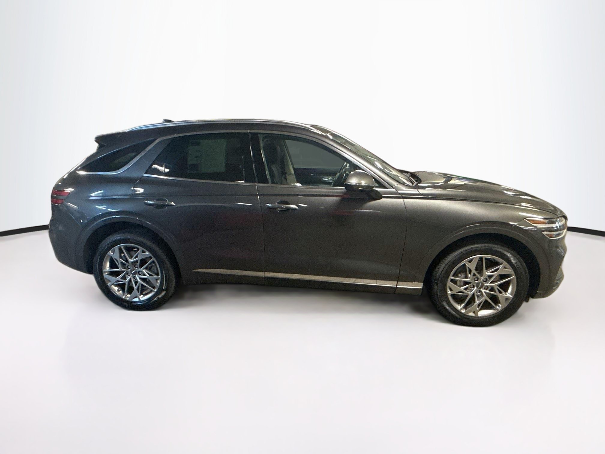 Used 2025 Genesis GV70 2.5T AWD/4WD image 10