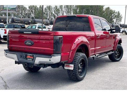 Used 2017 Ford F250 Lariat w/ Lariat Value Package AWD/4WD image 14