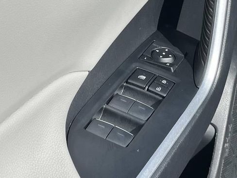 Used 2024 Toyota RAV4 XLE FWD image 24