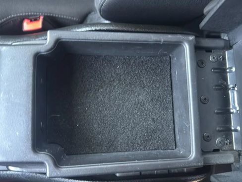 Used 2015 GMC Acadia SLE FWD image 15