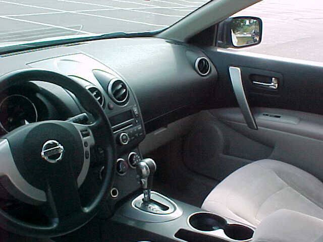 Used 2009 Nissan Rogue S AWD/4WD image 17