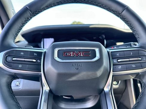 New 2026 GMC Acadia Elevation w/ Elevation Premium Package FWD image 33