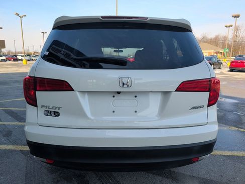 Used 2018 Honda Pilot EX image 6