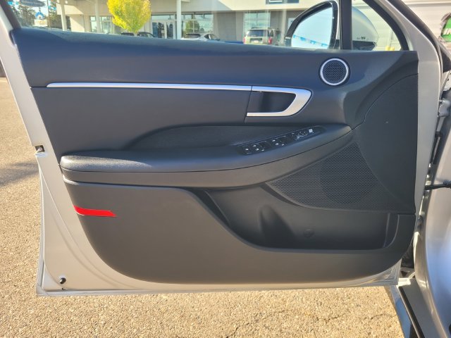 Used 2025 Hyundai Sonata SEL FWD image 18