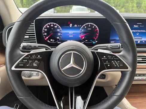 Used 2024 Mercedes-Benz GLE 450 4MATIC image 19