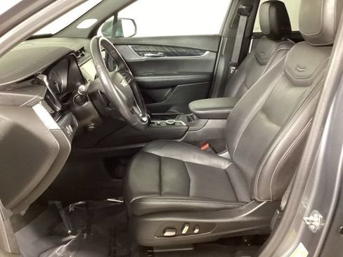 Used 2020 Cadillac XT6 Premium Luxury FWD image 10