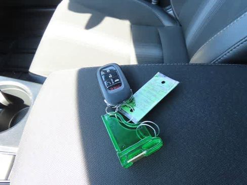 Used 2023 Honda Civic Sport image 23