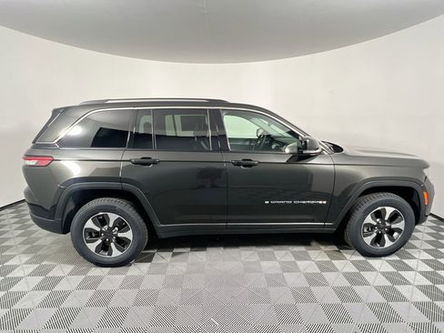 Used 2024 Jeep Grand Cherokee Limited 4xe AWD/4WD image 2