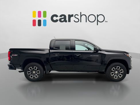 Used 2024 Chevrolet Colorado Z71 w/ Safety Package AWD/4WD image 6