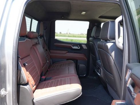Used 2024 GMC Sierra 1500 Denali Ultimate AWD/4WD image 9