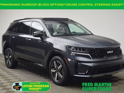 Used 2022 Kia Sorento S w/ Panoramic Sunroof Package