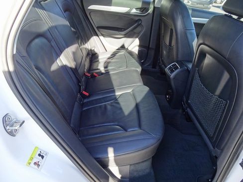 Used 2015 Audi Q3 2.0T Prestige w/ Prestige Package image 20