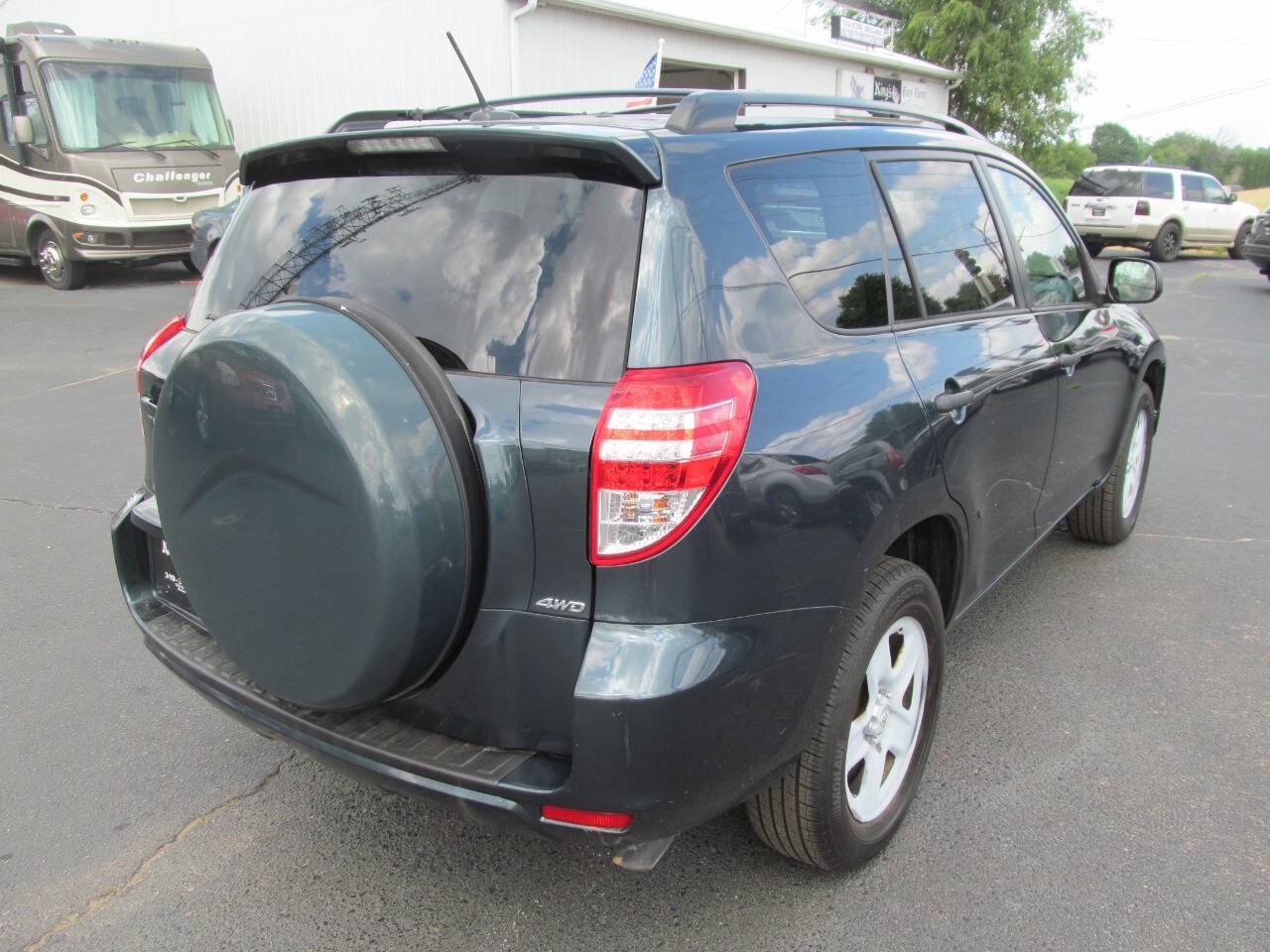 Used 2012 Toyota RAV4 4WD w/ Value Pkg image 4