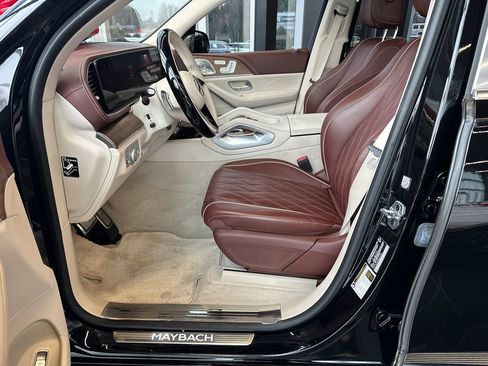 Certified 2024 Mercedes-Benz Maybach GLS 600 Maybach GLS 600 image 4
