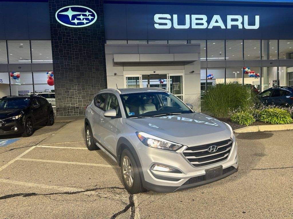 Used 2017 Hyundai Tucson SE w/ SE Popular Package 02 AWD/4WD image 1