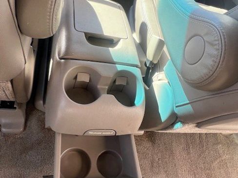 Used 2008 Toyota Sienna XLE image 20