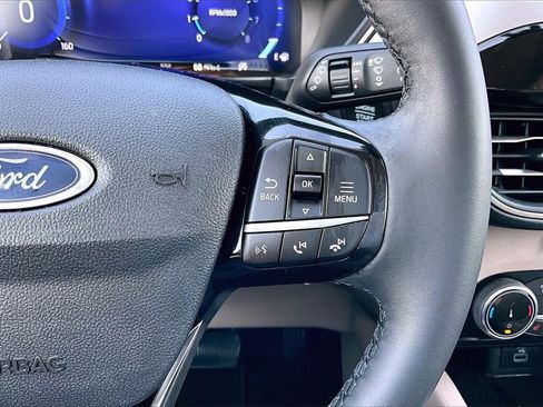 Used 2022 Ford Escape SEL w/ Technology Package image 19