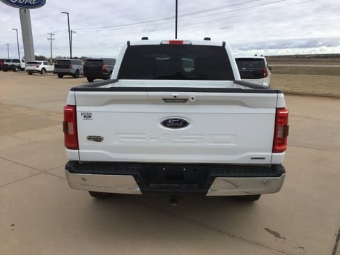 Used 2022 Ford F150 XLT w/ Equipment Group 302A High image 6