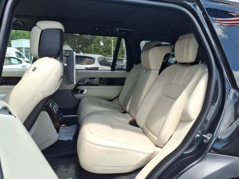 Used 2020 Land Rover Range Rover Long Wheelbase Autobiography AWD/4WD image 20