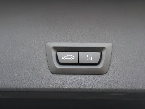 Used 2025 BMW X3 xDrive30i AWD/4WD image 18
