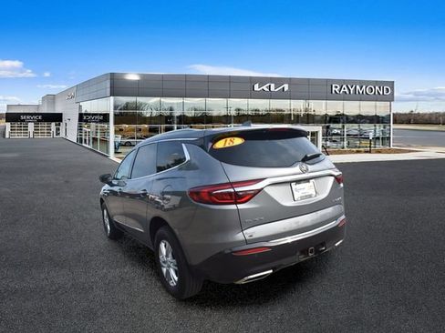 Certified 2018 Buick Enclave Essence w/ Trailering Package FWD image 5