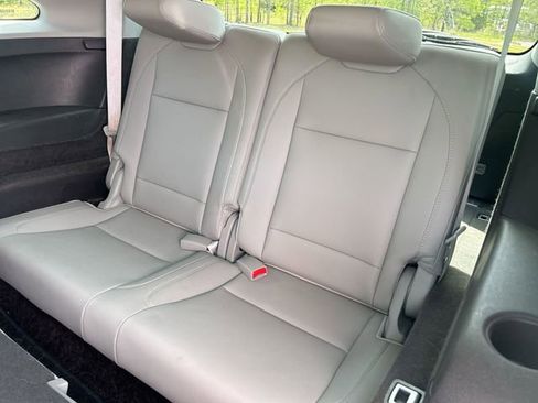 Used 2017 Acura MDX SH-AWD image 26