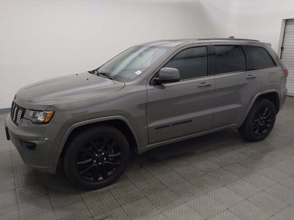 Used 2021 Jeep Grand Cherokee Laredo X RWD image 2