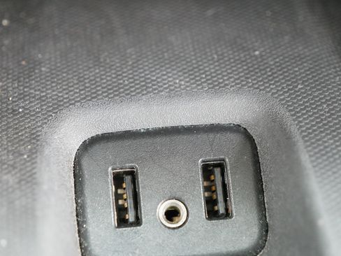 Used 2019 Buick Enclave Essence image 33