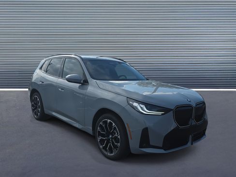 New 2026 BMW X3 xDrive30 w/ M Sport Package image 2