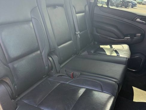 Used 2020 GMC Yukon XL SLT RWD image 9