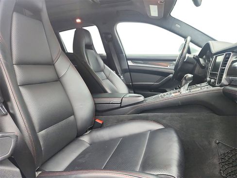 Used 2015 Porsche Panamera GTS image 25