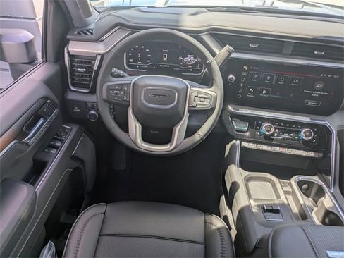 New 2025 GMC Sierra 2500 Denali w/ Denali Reserve Package image 17