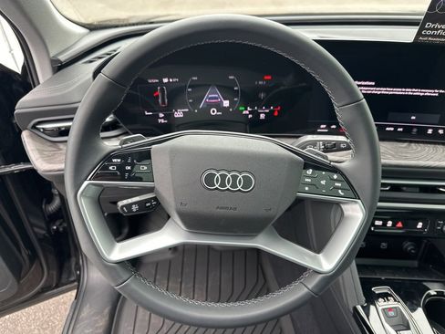 New 2025 Audi Q5 Premium image 18