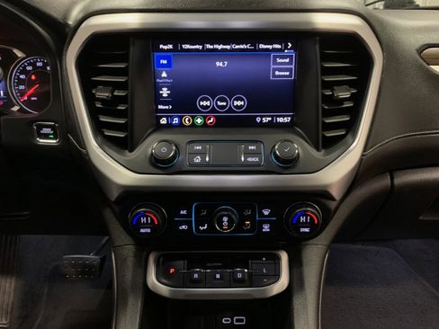 Used 2020 GMC Acadia SLE image 35