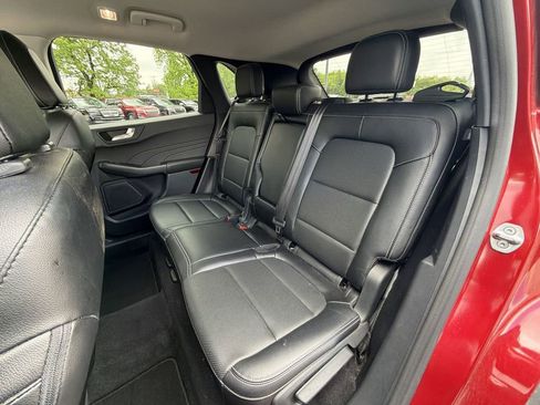 Used 2022 Ford Escape SEL w/ Technology Package FWD image 23