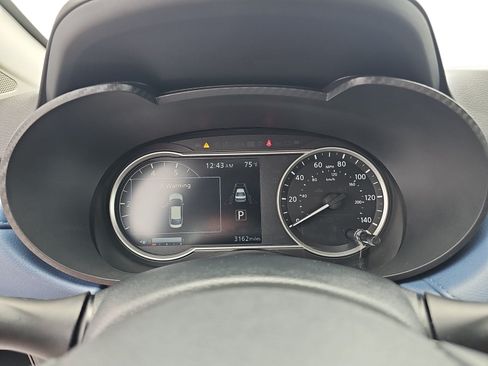 Used 2025 Nissan Versa SV w/ Trunk Package FWD image 16
