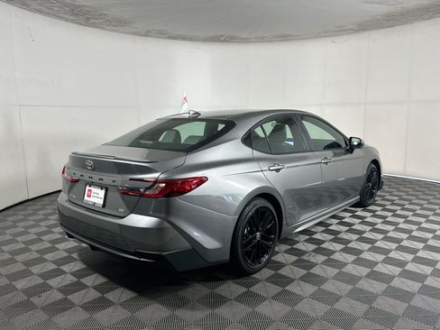 Certified 2026 Toyota Camry SE FWD image 3