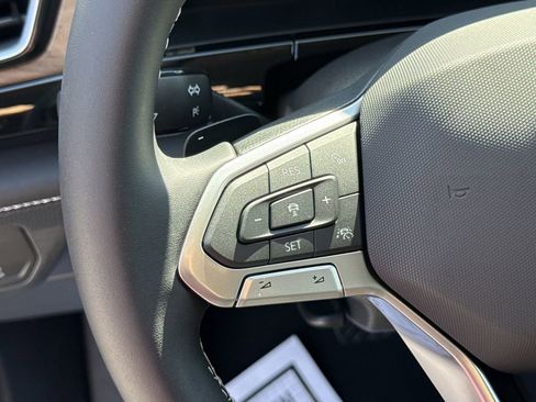 New 2026 Volkswagen Atlas SE image 29