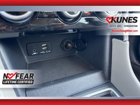 Used 2024 Subaru Forester Limited image 39