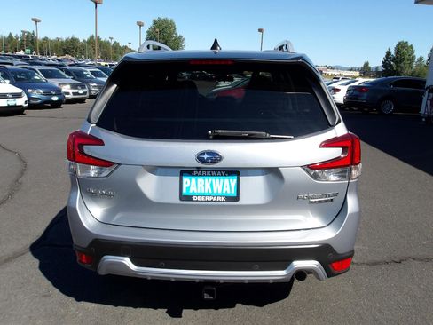 Used 2024 Subaru Forester Touring image 4