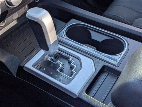 Used 2016 Toyota Tundra SR5 image 11