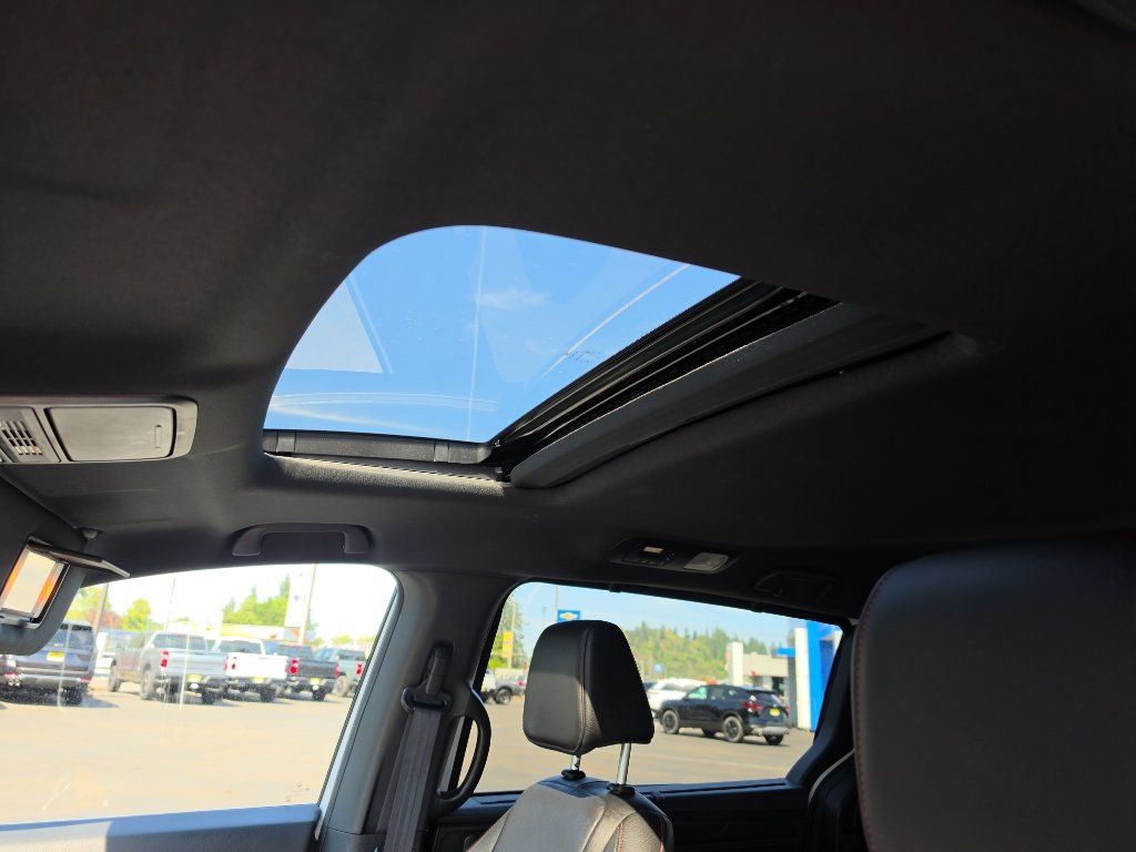 Used 2025 Honda Odyssey Sport-L image 13