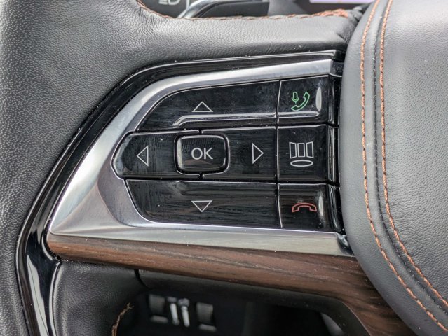 Certified 2025 Jeep Grand Cherokee Summit w/ Obsidian Package AWD/4WD image 27