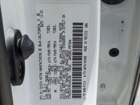 Used 2022 Toyota Tacoma SR5 w/ Technology Package RWD image 15