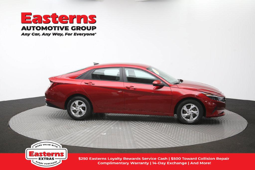 Used 2023 Hyundai Elantra SE w/ Cargo Package FWD image 46
