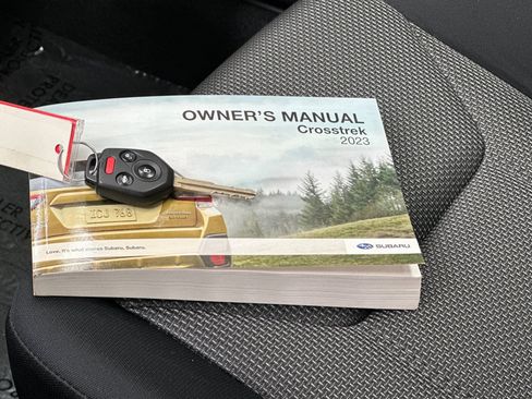 Used 2023 Subaru Crosstrek 2.0i image 12