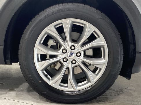 Used 2021 Ford Explorer Limited w/ Equipment Group 301A image 10